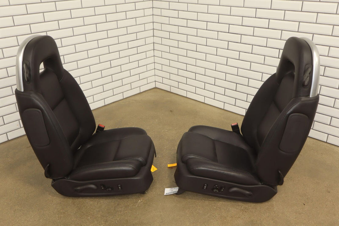 03-06 Chevy SSR Pair of LH & RH Leather Seats Ebony (192) *1 Burn Mark*