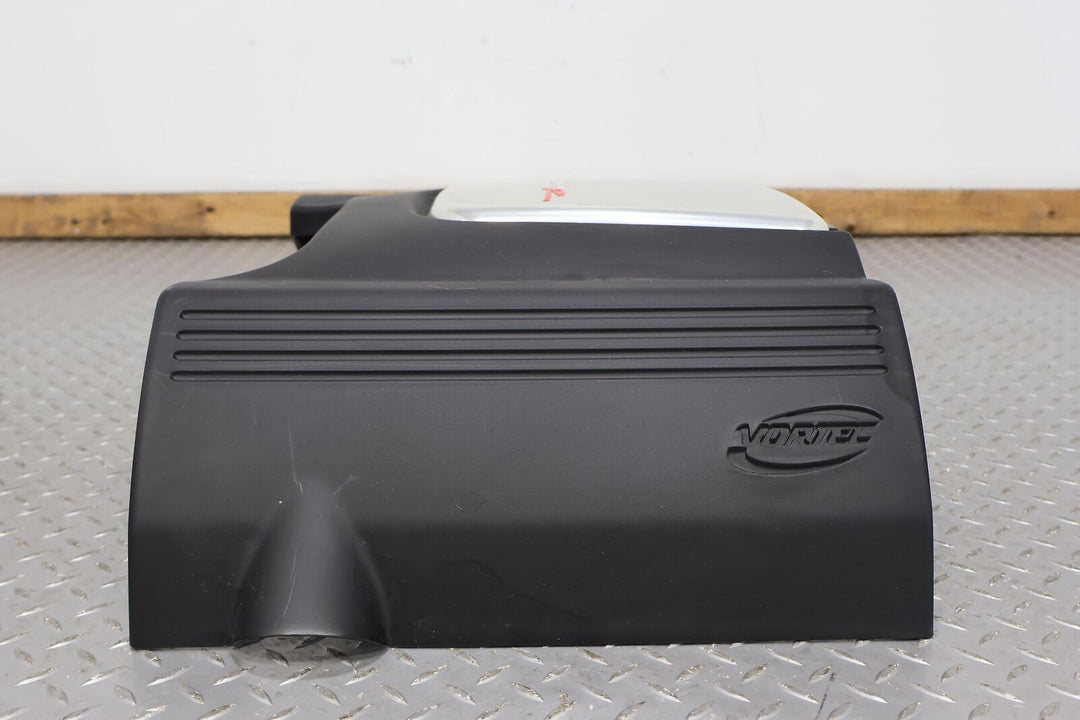 03-04 Chevy SSR 5.3L V8 Engine Cover (Black/Silver Trim) OEM See Description