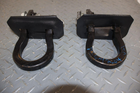 14-119 GMC Sierra 1500 OEM 4X4 Front Tow Hooks W/ Hardware (121K Miles)