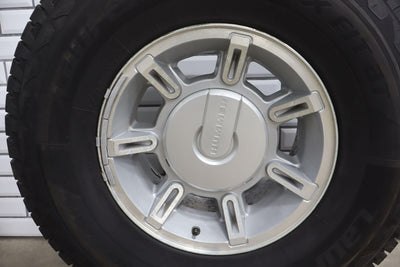 03-07 Hummer H2 Set of 4 17x8.5 OEM 7 Spoke Wheels W/Tires & Center Caps