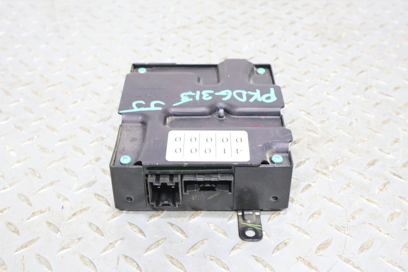 19-22 Ram 2500 3500 Power Inverter Control Module (68302053AD) OEM