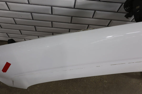 99-06 Chevy Silverado/Tahoe/Suburban Driver Left Fender (Summit White 50U)