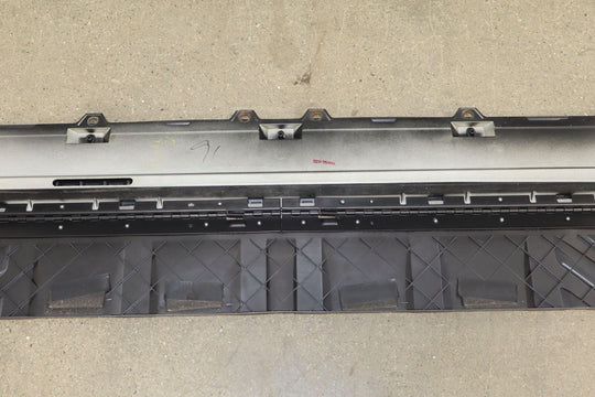 02-06 Cadillac Escalade EXT Midgate with Transition Panel (Shale)