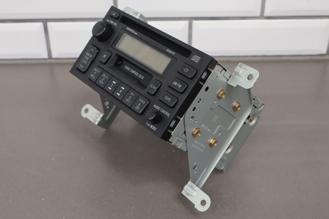 95-99 toyota Land Cruiser AM-FM-CD-Cassette Receiver (2 DIN Mount)