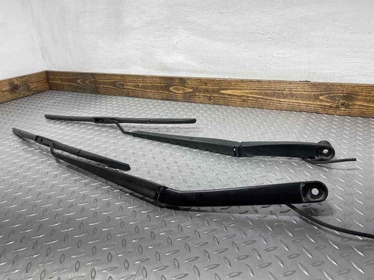 14-19 Chevy Corvette C7 Pair Left & Right Windshield Wiper Arms W/Blades OEM