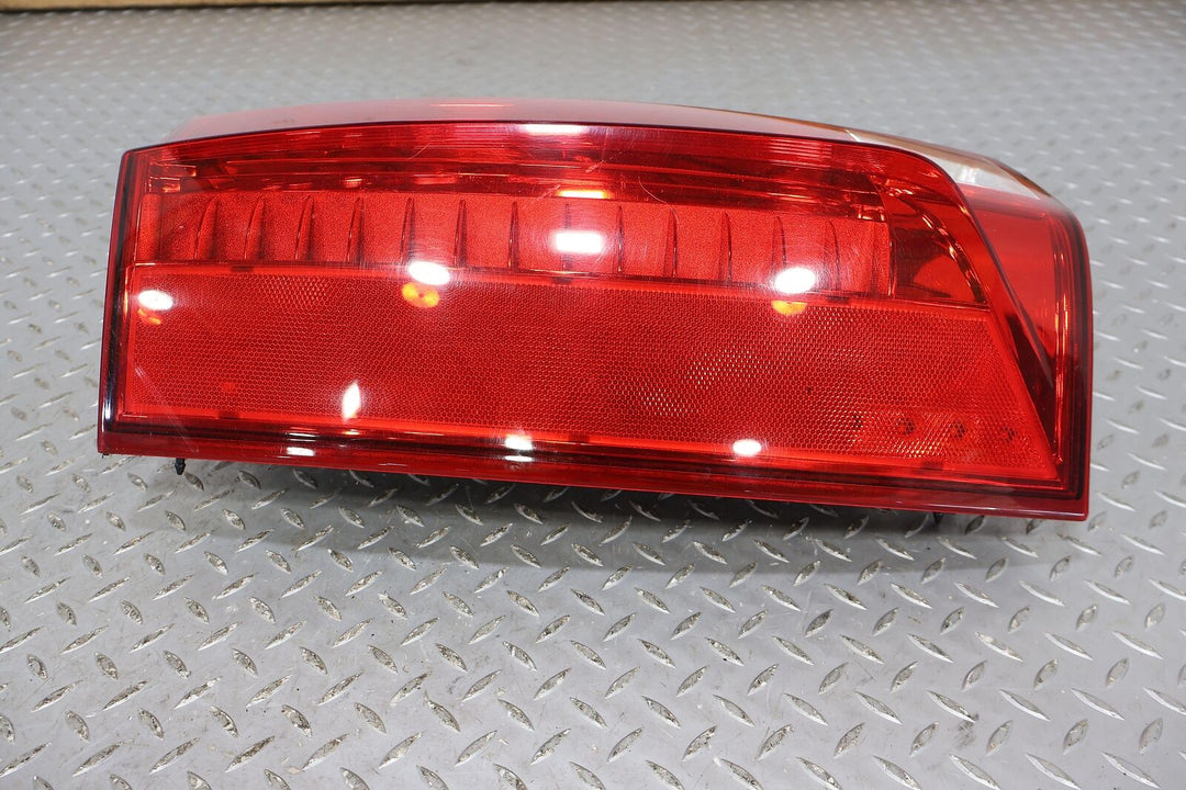 07-14 Cadillac Escalade Short WB Left LH Driver OEM Tail Light LED (Tested)