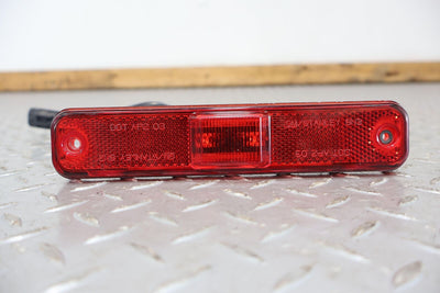 03-09 Hummer H2 OEM Rear LED Side Marker Light (Red) Tested