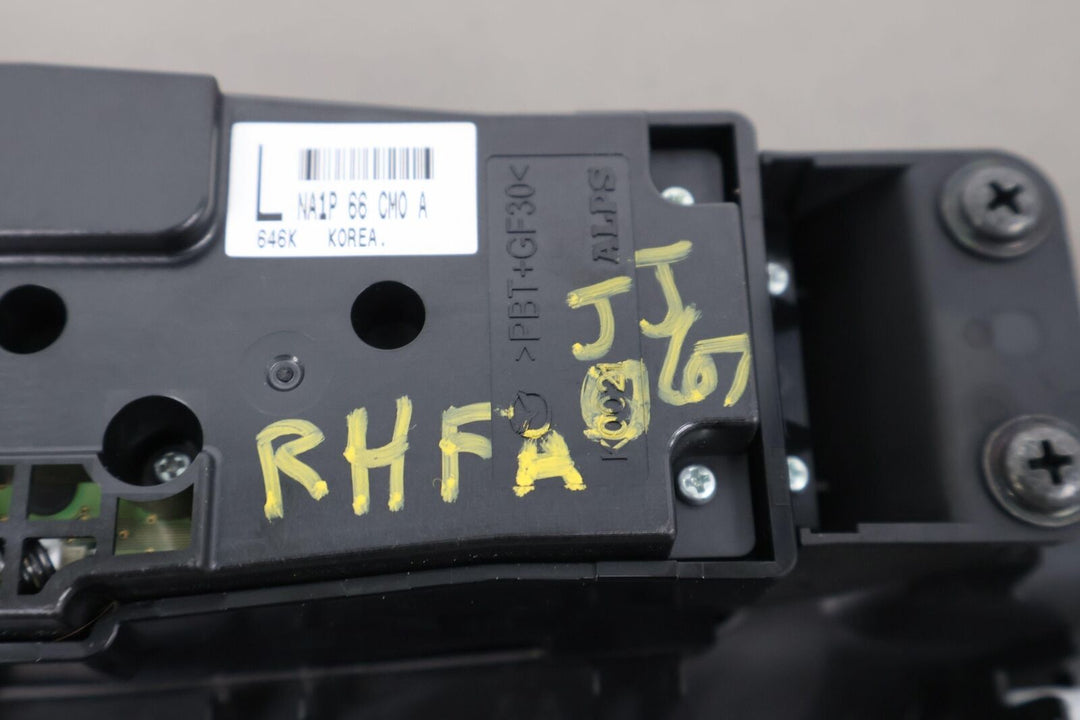 17-19 Fiat 124 Spider Driver Information Switches (Dash Mount) NA1P66CM0A