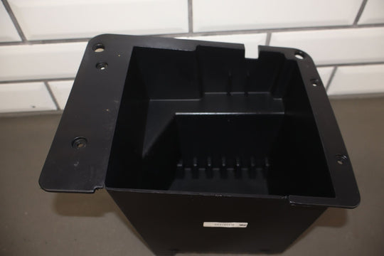 https://i.ebayimg.com/00/s/MTA2N1gxNjAw/z/LUkAAeSwNBlqBTMn/$_57.JPG?set_id=8800005007