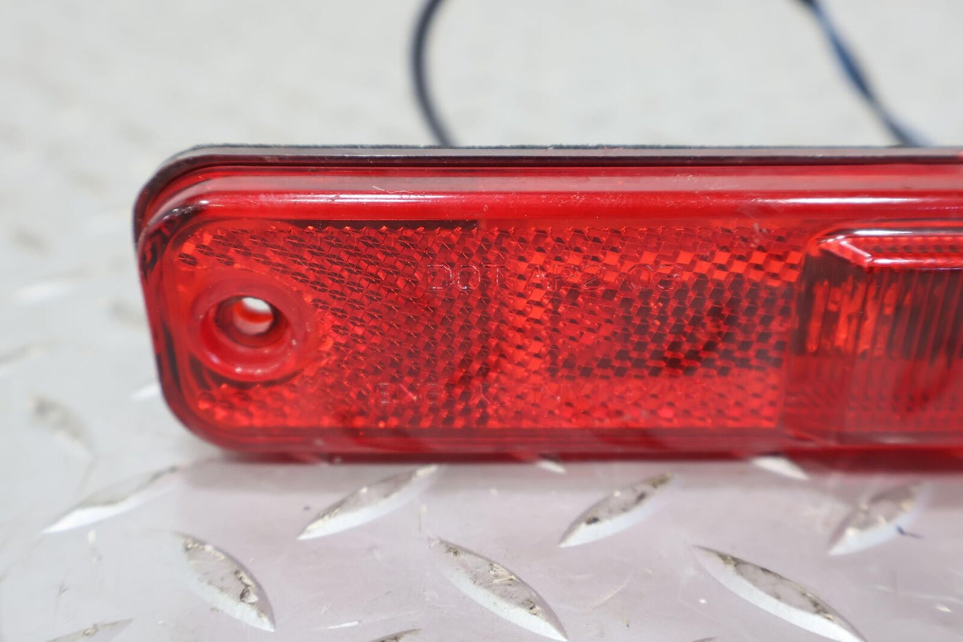 03-09 Hummer H2 Rear Right RH Red LED Side Marker Light Lamp OEM Tested