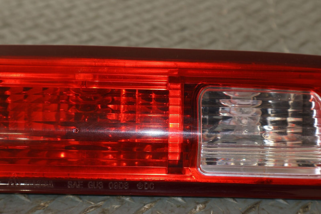 2010-2018 Dodge RAM 1500 2500 3500 Third Brake Light Assembly OEM 68412024