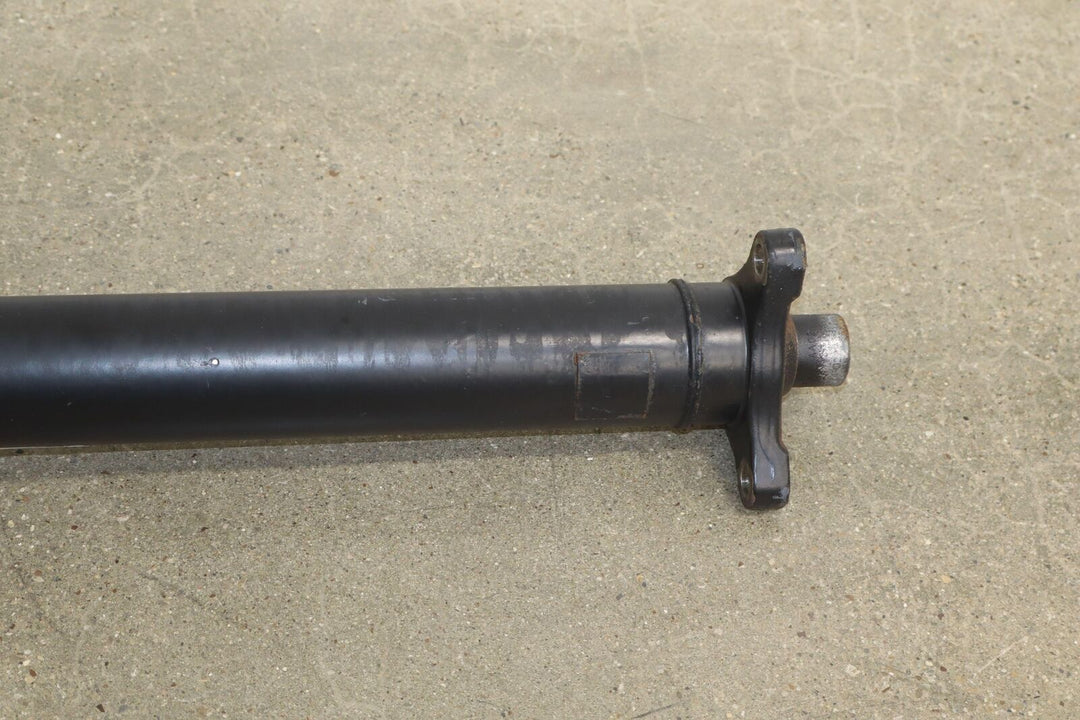 18-23 Chevy Camaro 6.2L LT1 Auto Transmission Rear Driveshaft 2 Piece