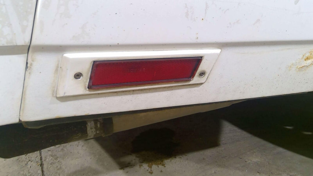 1986 Chevy Monte Carlo SS Right Rear Side Marker with Bezel (White U3967)