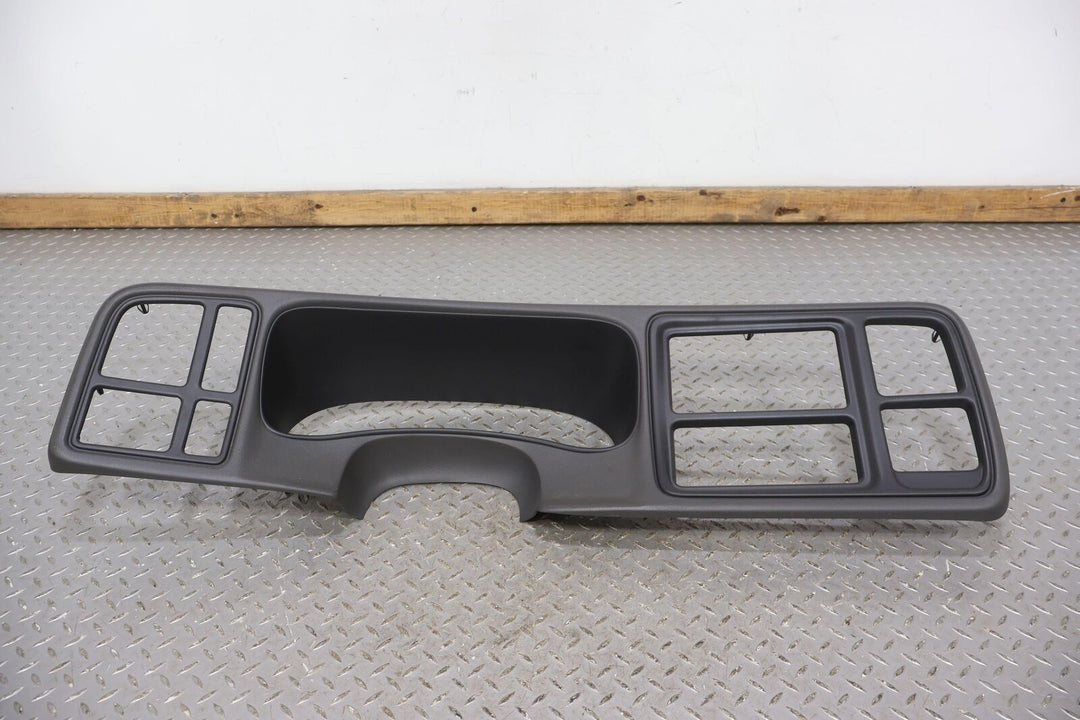 03-06 Chevy Silverado Tahoe  Speedometer/Radio Trim Bezel (Dark Charcoal 692)