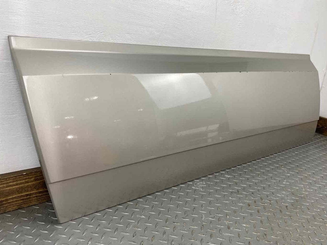 03-06 Cadillac Escalade Front Left LH Door Moulding (Silver Birch 59U) Notes