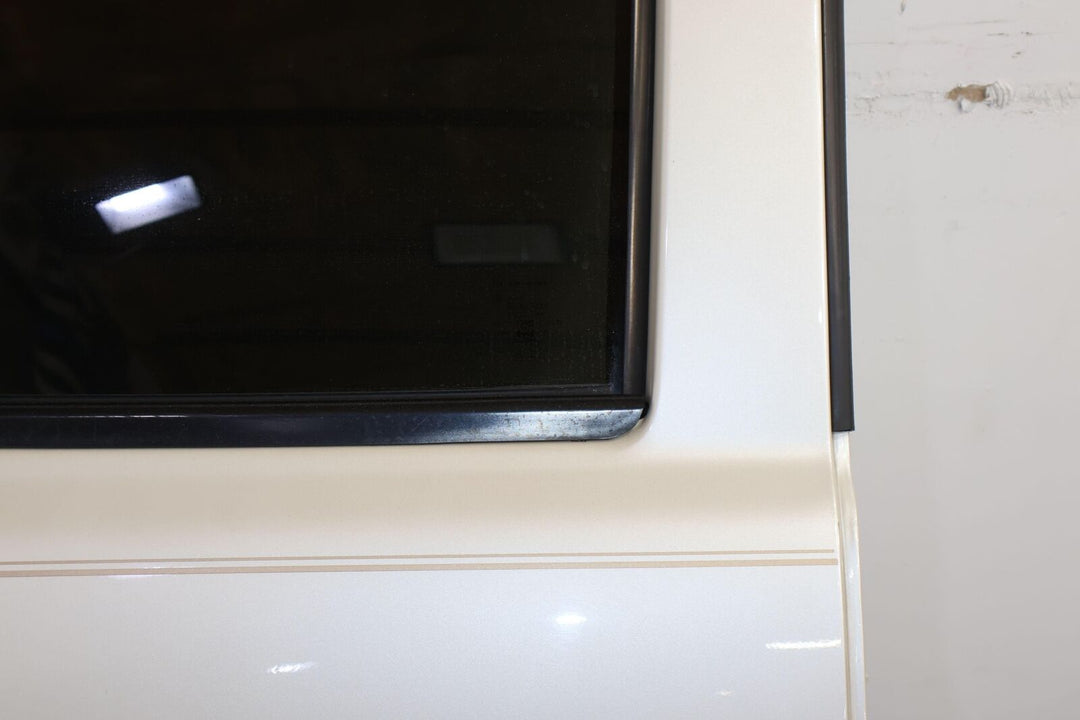 02-06 Cadillac Escalade EXT Pickup Right Left Door W/ Glass (White Diamond 98U)