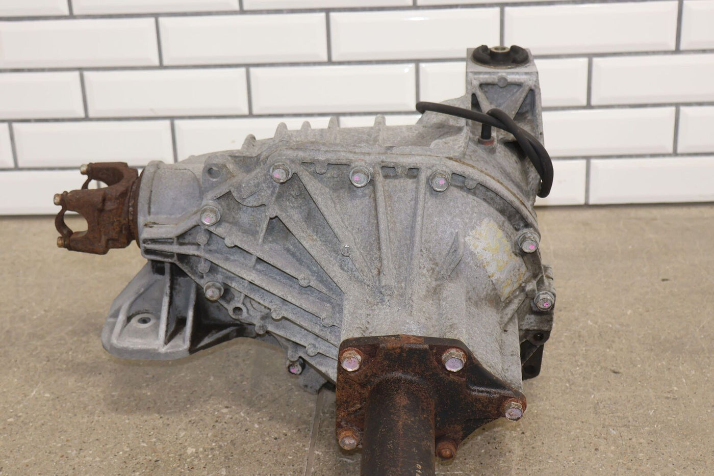 2003-2007 Hummer H2 Front Carrier Differential 4.10 Gear Ratio (GT5) 73K Mies