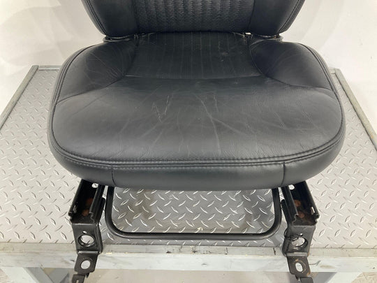 97-04 Chevy C5 Corvette Z06 Right RH Passenger Leather Bucket Seat (Black 19i)