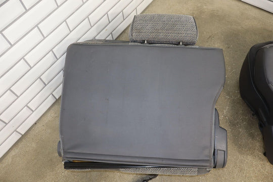 1992 Toyota Land Cruiser Pair LH&RH 2nd Row Cloth Seat (Gray FD10) Some Tears