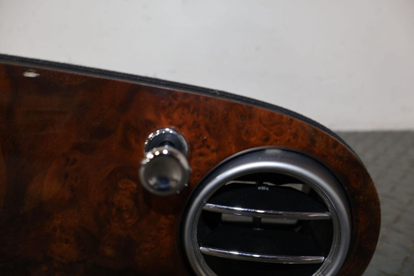 03-10 Bentley Continental GT Right RH Dash Trim Panel W/ Vent (Woodgrain)