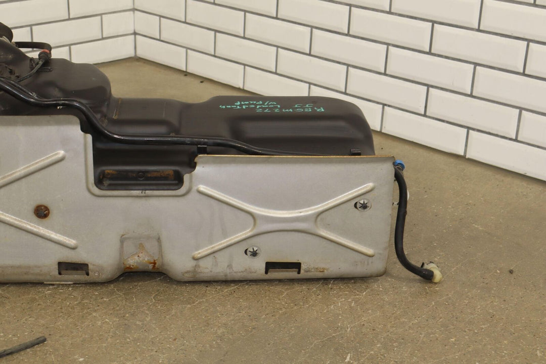 2004-2018 GMC Sierra/Silverado 1500 5.3L 26 Gallon Fuel Tank with Pump OEM