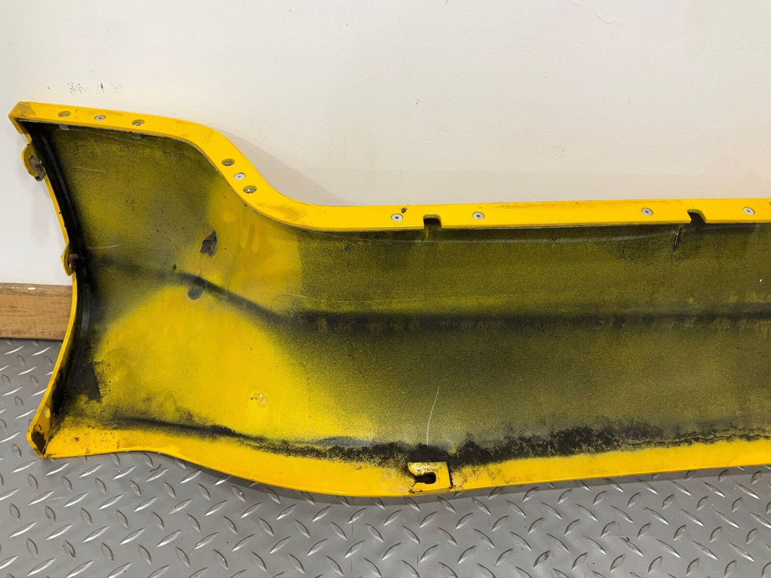 03-06 Chevy SSR Left LH Driver Main Center Rocker Moulding (Yellow Tintcoat79U)