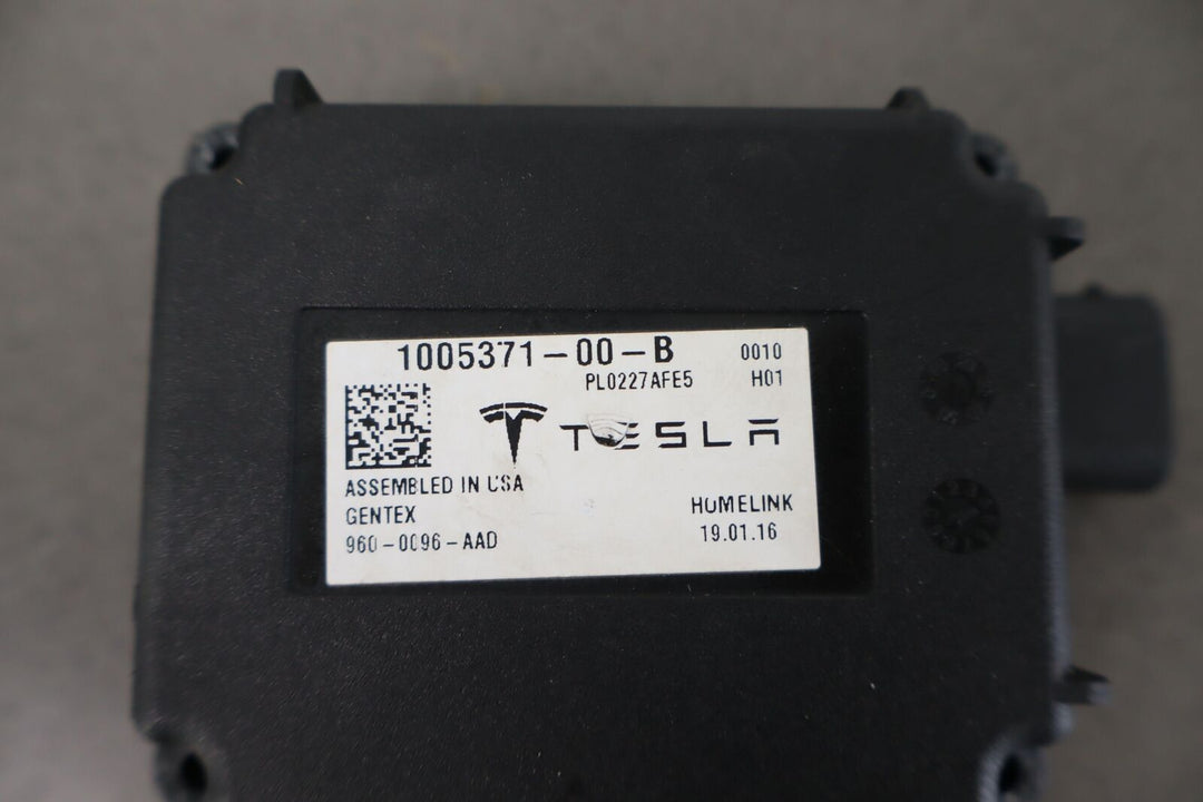 2016 Tesla Model S Homeline Control Module 1005371-00-B