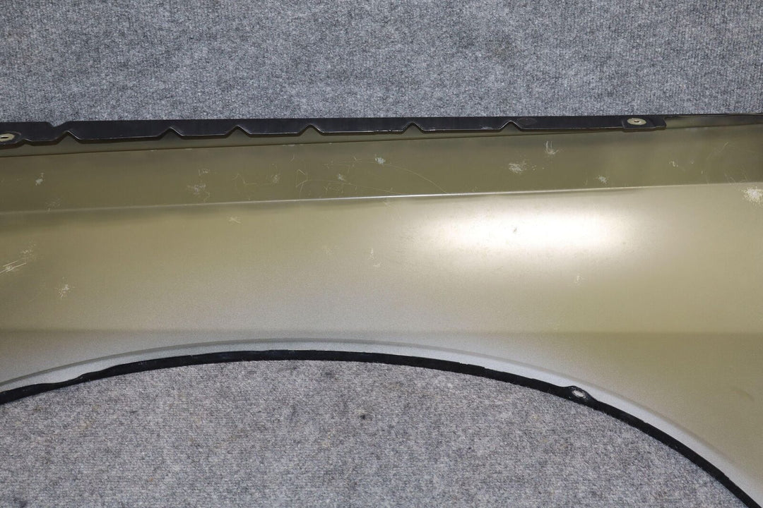 08-23 Dodge Challenger Passenger Right Fender (Brilliant Black PXR)