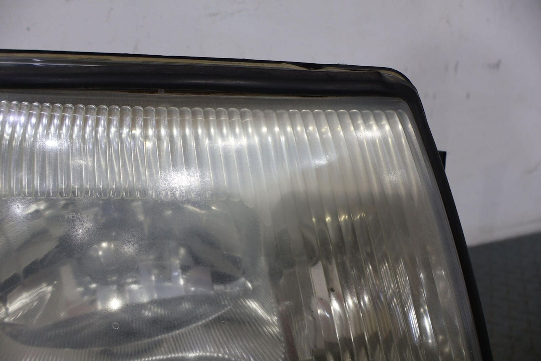 02-06 Cadillac Escalade Right RH Passenger Headlight Lamp (Tested) Hazy Lens