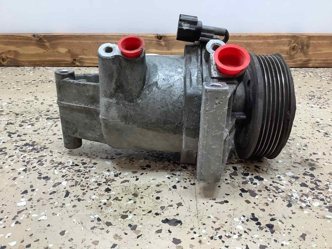 14-16 Nissan Juke A/C Air Compressor With Clutch ( See Notes )