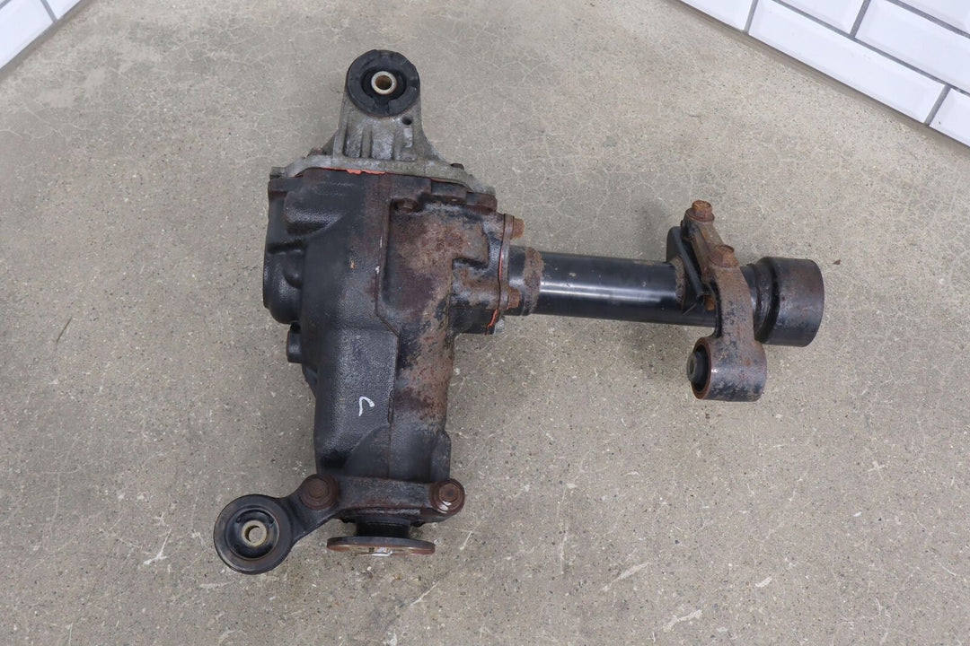 2000-2002 Lexus LX470 / Land Cruiser Front Axle Carrier 4.30 Gear Ratio 158K