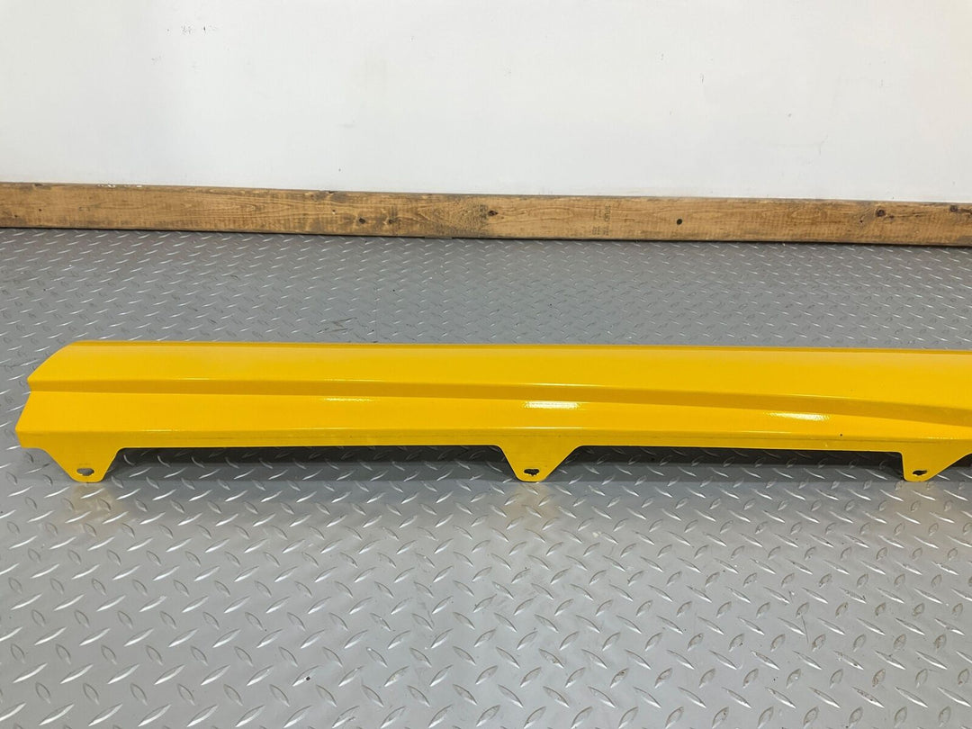 03-06 Chevy SSR Right RH Main Center Rocker Moulding (Yellow Tintcoat 79U)