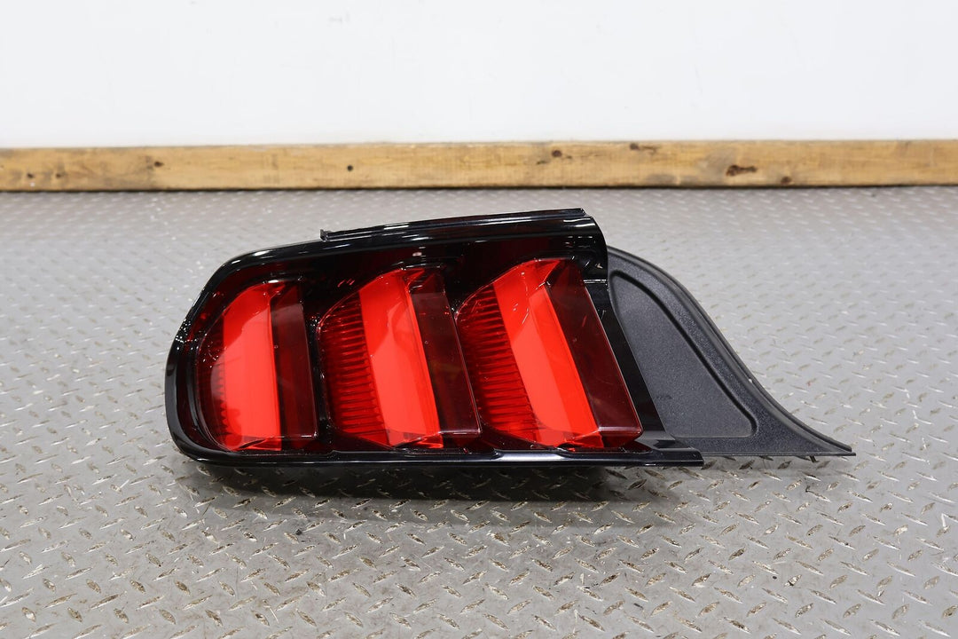 15-18 Ford Mustang Left LH Driver OEM LED Tail Light Lamp (Tested)