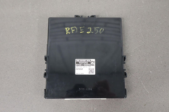 14-09 Lexus GX460 Power Management Control Module (89681-60090) OEM