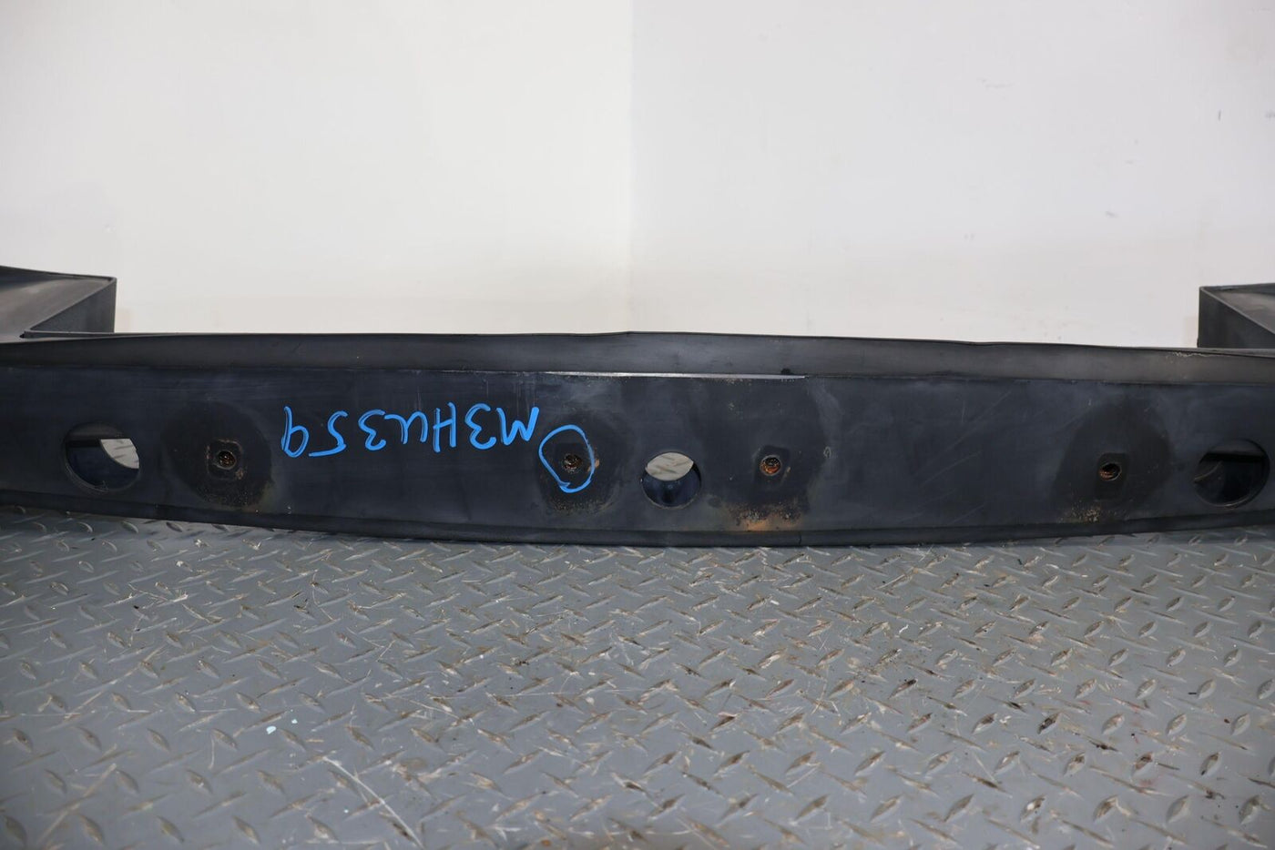 03-09 Hummer H2 OEM Front Bumper with Fog Lights/Winglets Complete