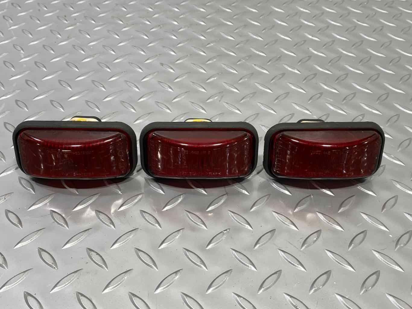 03-07 Hummer H2 Rear Hatch Mounted Marker Clearance Lights (Red) 3PCS See Notes