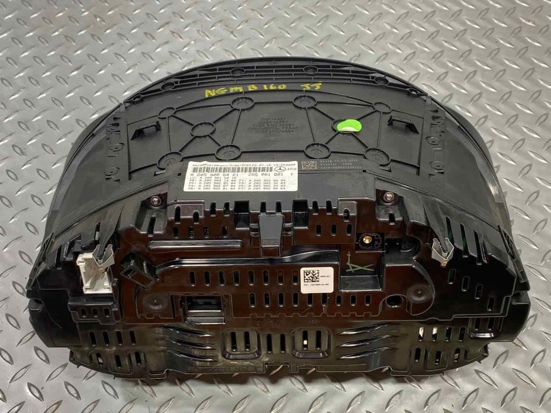 15-20 Mercedes C63s W205 200MPH Speedometer Gauge Cluster (a2059006421) Tested