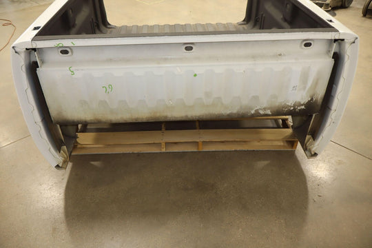 07-13 Chevy Silverado 5'9" Pickup Truck Bed Box Southern No Rust (Summit White)