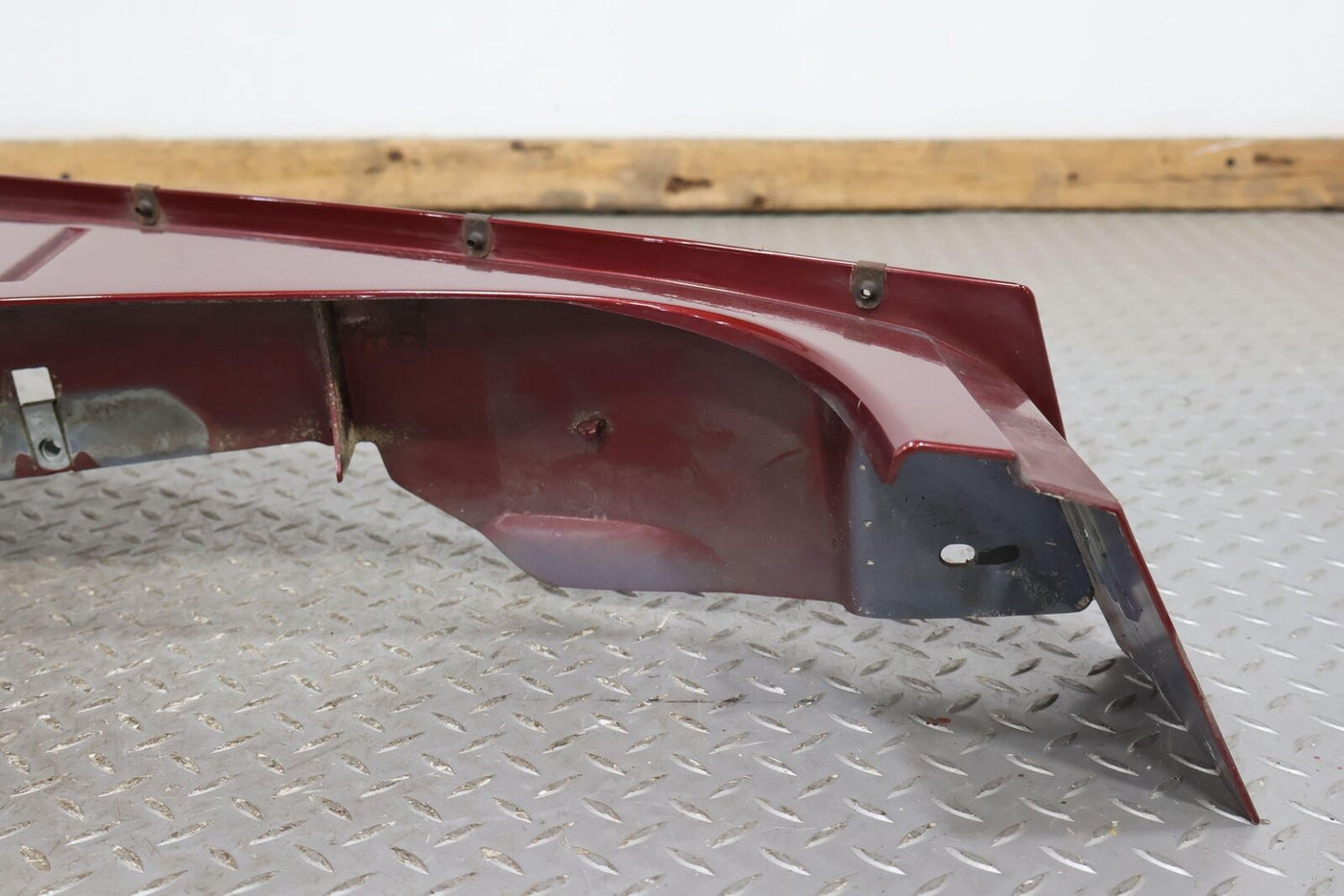 03-09 Hummer H2 OEM Front Right RH Passenger Fender (Red Metallic 72U) See Notes