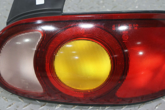 99-00 Mazda Miata Right RH OEM Tail Light Lamp (Tested) Clean Lens Solid Mount