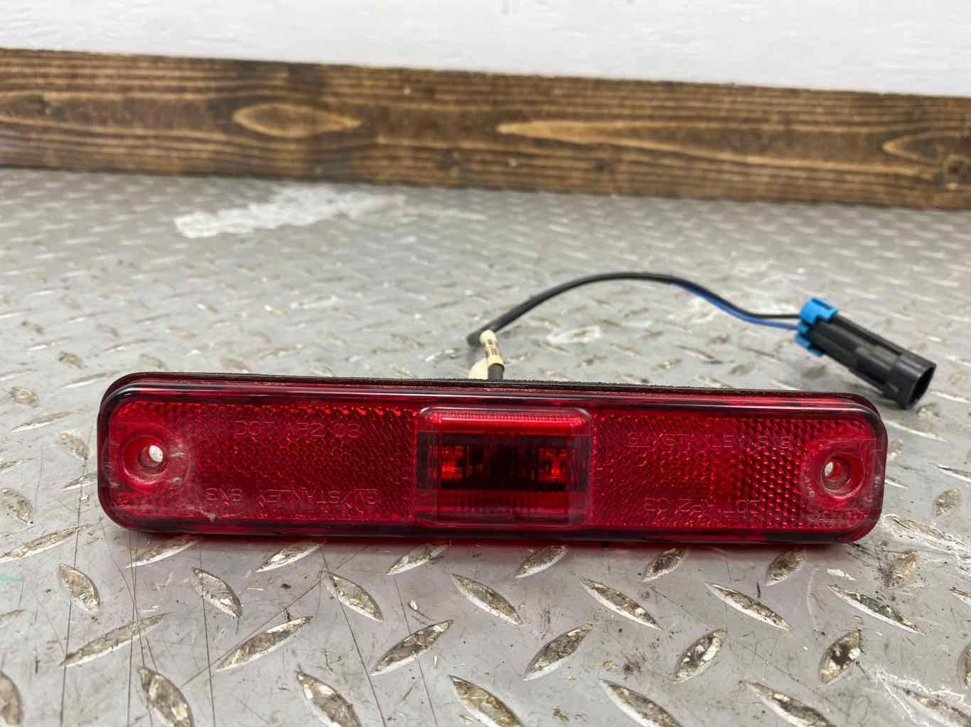 03-09 Hummer H2 Right RH Rear Red LED Side Marker Light/Lamp OEM