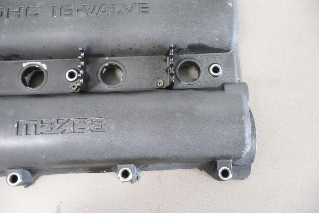 99-00 Mazda Miata NB 1.8L OEM Valve Cover