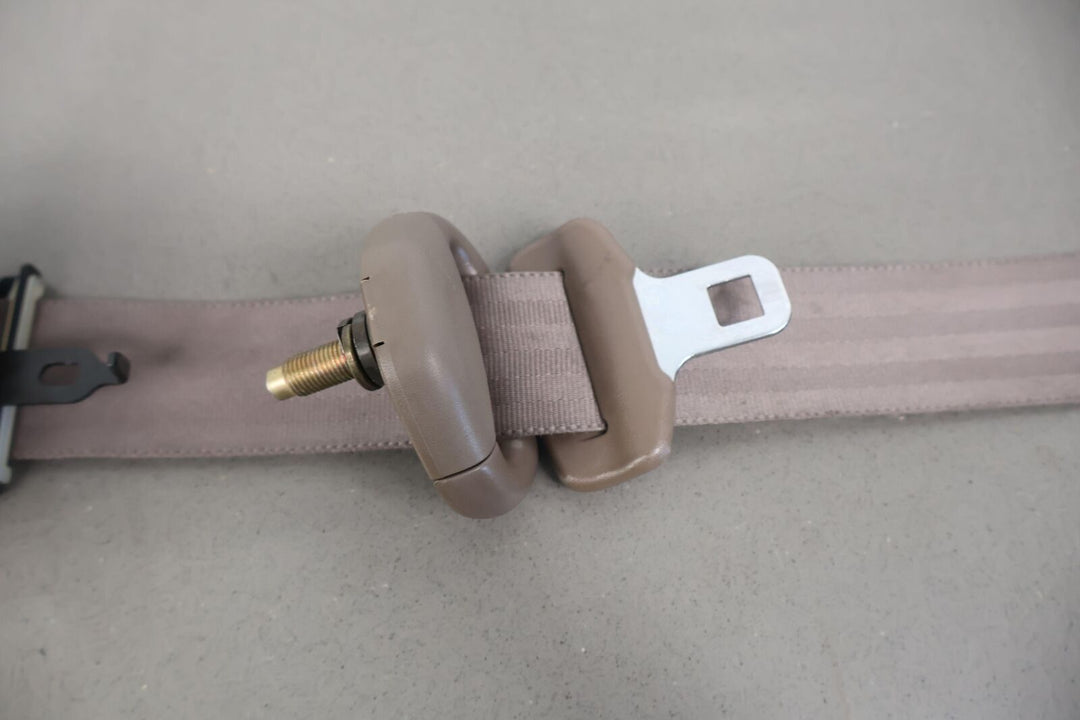 93-97 Lexus LX450 Land Cruiser Rear 2nd Row Right Seat Belt Retractor Beige LC43