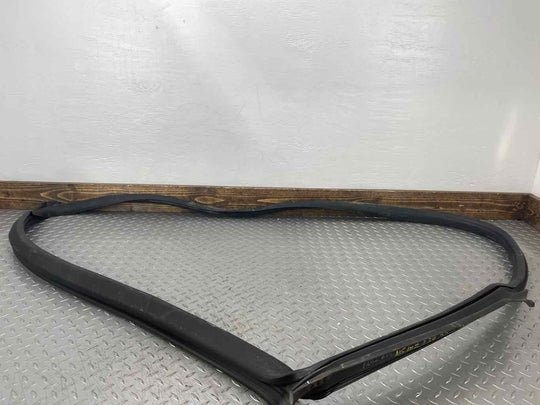 14-17 Maserati Ghibli Right RH Front Door Weather Stripping Gasket Seal