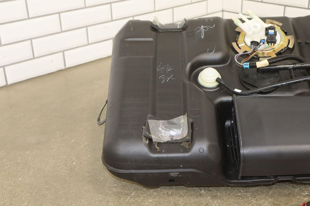 99-020 Chevy Camaro LS1 V8 OEM Fuel/Gas Tank with Pump 93K Tested