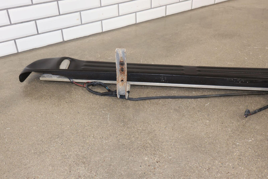 99-06 Sierra Silverado Crew Cab Pair Westin Illuminated Running Boards W/Harness