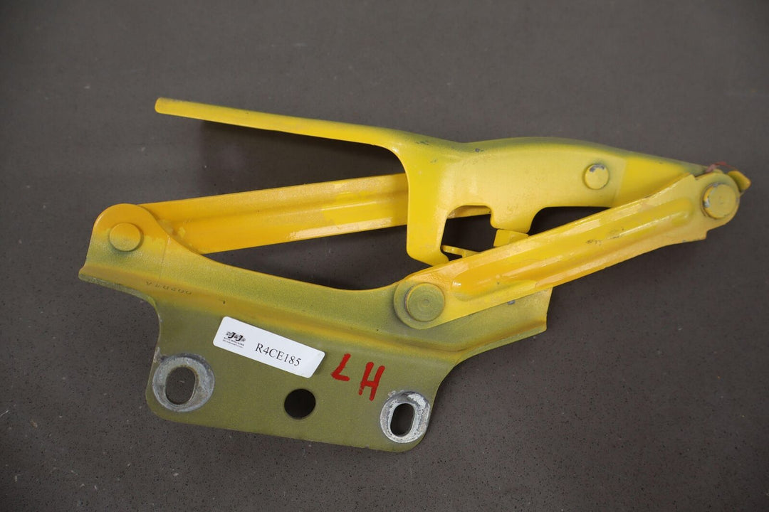 03-06 Chevy SSR Pair of LH & RH Front Hood Hinges OEM Slingshot Yellow (79U)