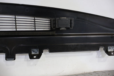 03-07 Hummer H2 OEM Upper Dash Cover Pad (Ebony 19I) See Description