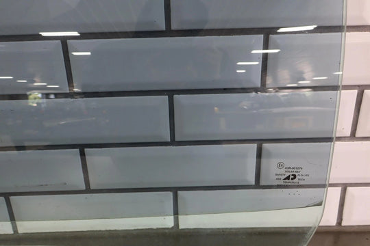 47351704