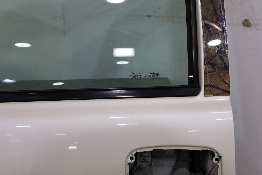 02-06 Cadillac Escalade Front Left LH Door W/Glass (White Diamond 98U) See Notes